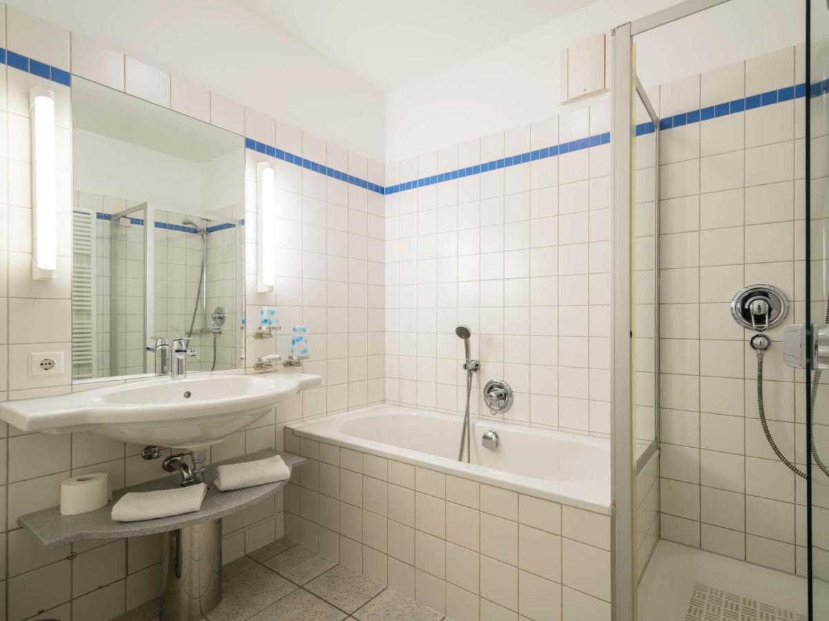 Kaiservillen Heringsdorf - Ferienwohnung Mit 1 Schlafzimmer Und Terrasse D102 Exteriör bild